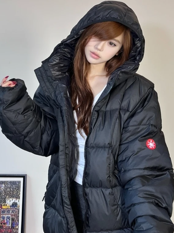 CAVEMPT Утепленная хлопковая куртка однотонного цвета с капюшоном, свободного кроя, осенне-зимняя, теплая, ветрозащитная, повседневная, с длинными рукавами
CAVEMPT Утепленная хлопковая куртка однотонного цвета с капюшоном, свободного кроя, осенне-зимняя, теплая, ветрозащитная, повседневная, с длинными рукавами