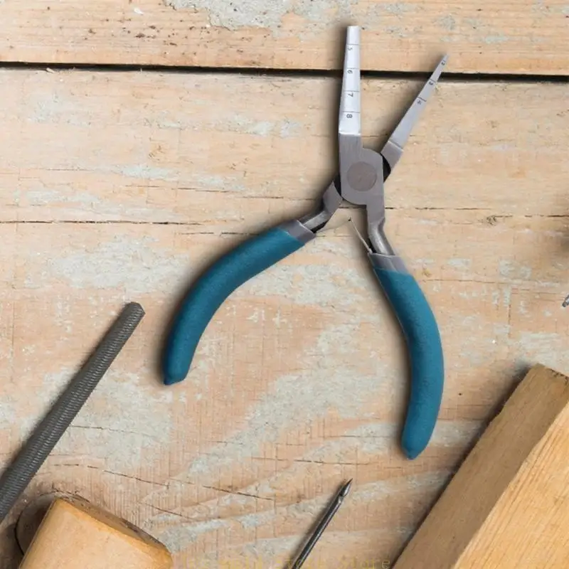 C71B Repairing Accessories Jewelry Making Tool Chain Nose Plier Suitable for Crafting
C71B Repairing Accessories Jewelry Making Tool Chain Nose Plier Suitable for Crafting
