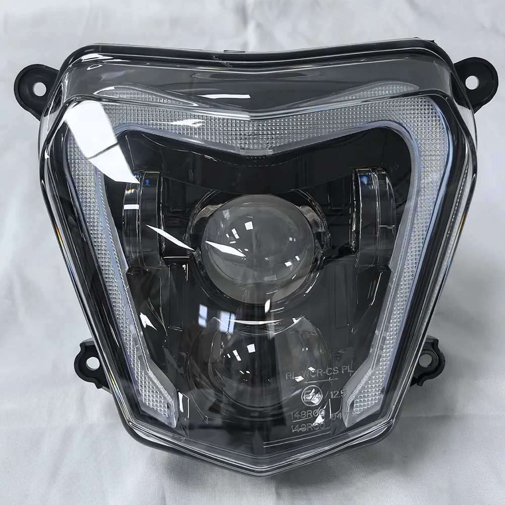 For KTM Duke 690 R 690R 2012-2014 2015 2016 2017 2018 2019 Headlight Headlamp w/ DRL LED Motorcycle Light Assembly E24 E-mark
For KTM Duke 690 R 690R 2012-2014 2015 2016 2017 2018 2019 Headlight Headlamp w/ DRL LED Motorcycle Light Assembly E24 E-mark