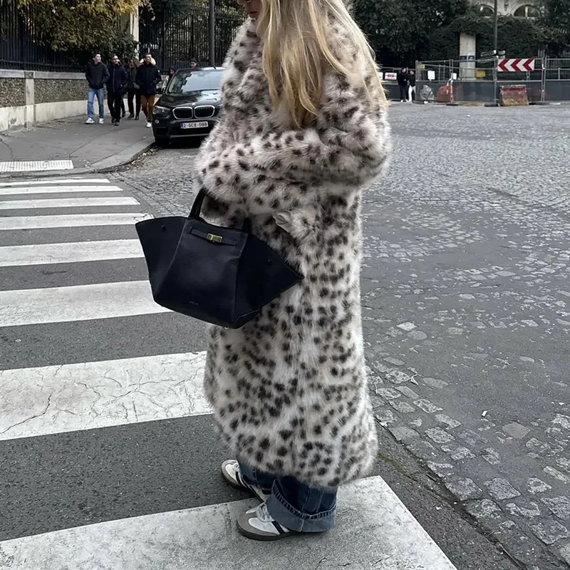 Женское шерстяное длинное пальто в горошек, модный уличный стиль, осень-зима, новая модная верхняя одежда
Женское шерстяное длинное пальто в горошек, модный уличный стиль, осень-зима, новая модная верхняя одежда