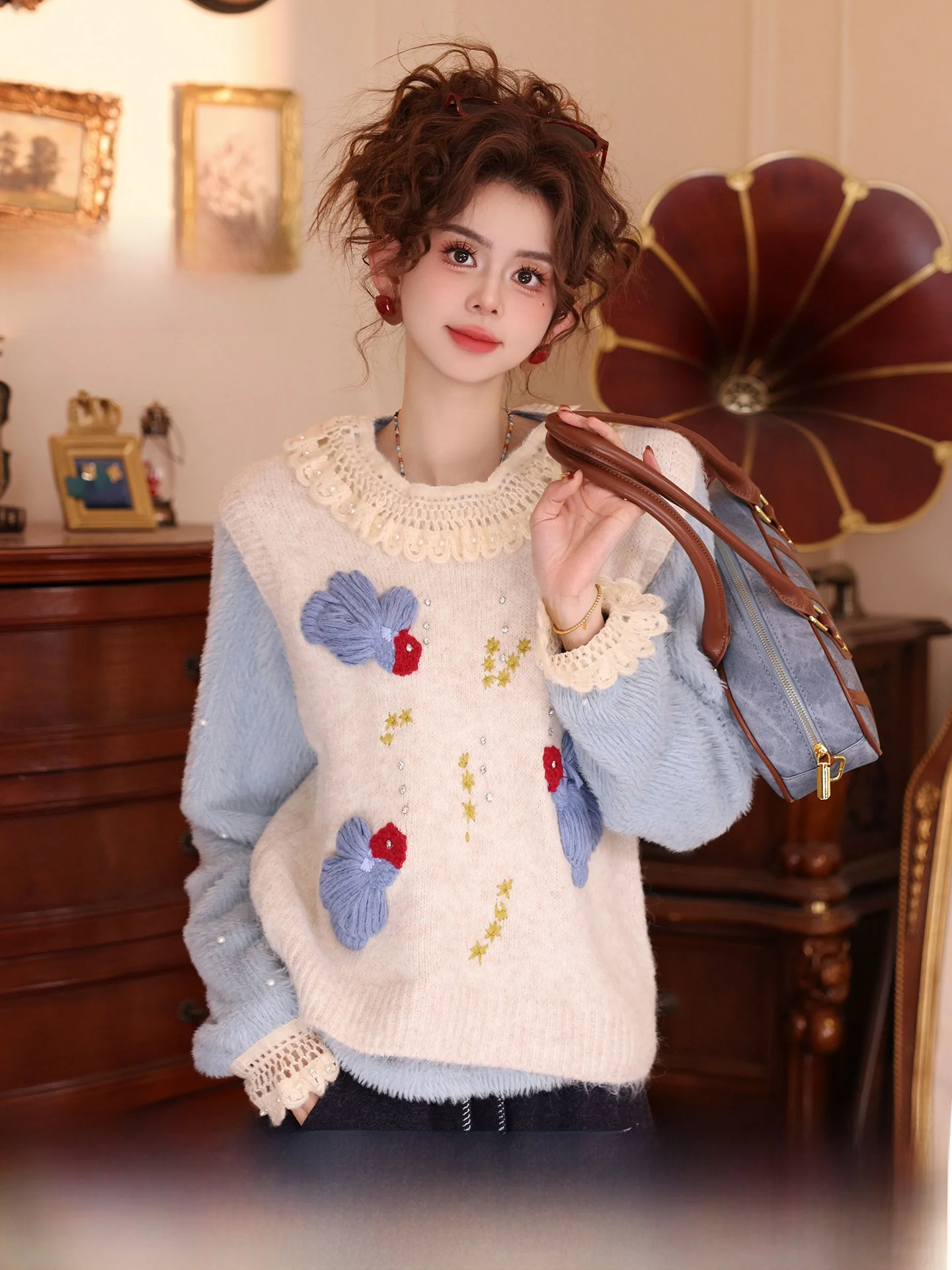 Женский вязаный жилет Chen Jiajie Deep Sea Seeking Light, новинка 2025 года, зимний повседневный универсальный топ с эффектом похудения
Женский вязаный жилет Chen Jiajie Deep Sea Seeking Light, новинка 2025 года, зимний повседневный универсальный топ с эффектом похудения