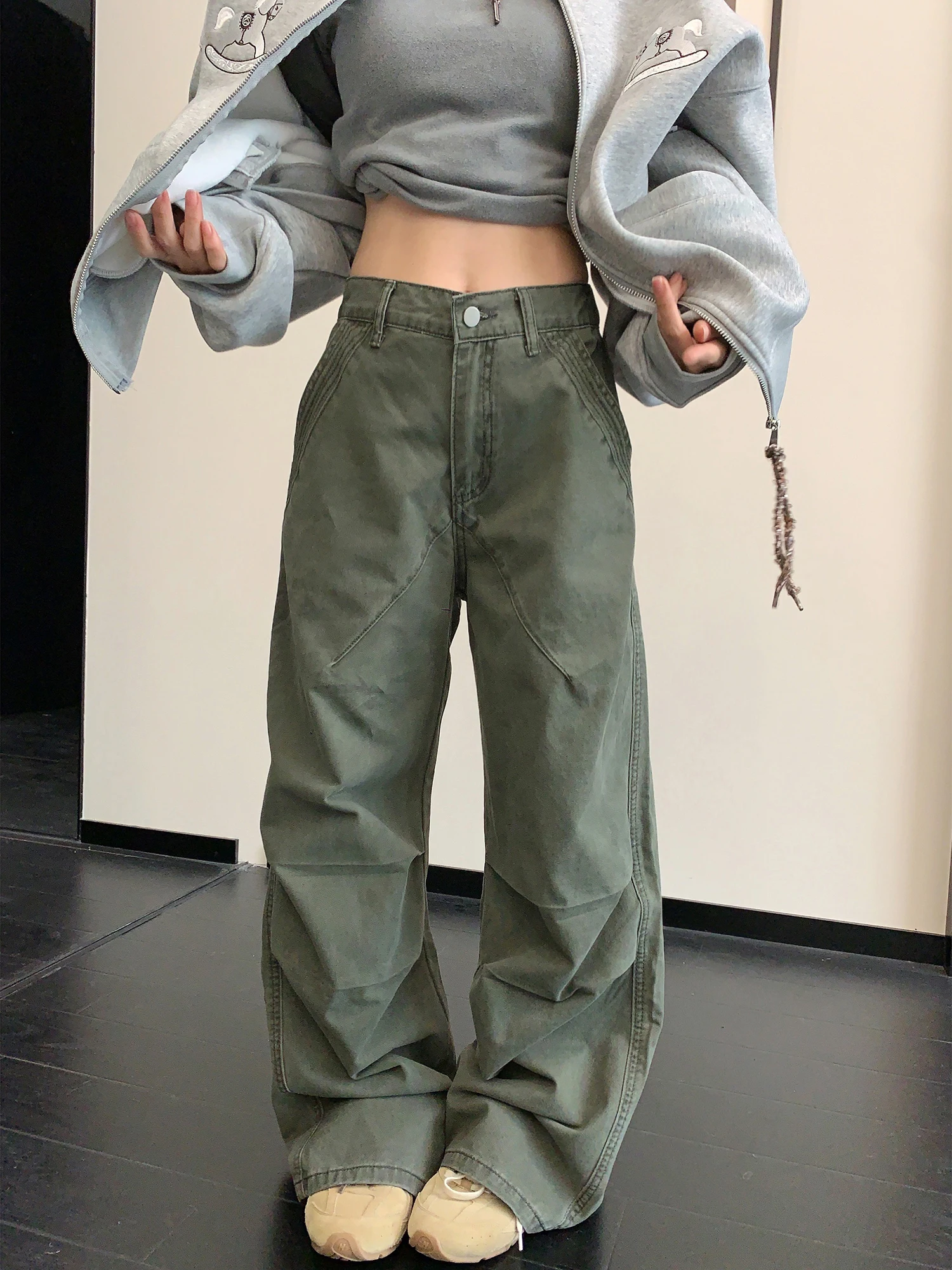 Женские брюки в стиле ретро с эффектом потертости, прямые, свободные, с завышенной талией, универсальные, стройнящие, широкие, длинные
Женские брюки в стиле ретро с эффектом потертости, прямые, свободные, с завышенной талией, универсальные, стройнящие, широкие, длинные