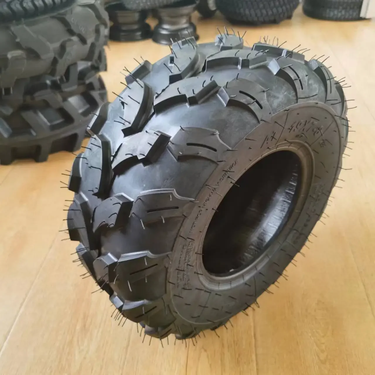 19x7.00-8 19x7-8 inch tire tubeless tire suitable for 150cc 250cc four-wheeler motorcycle front wheel tubeless tire
19x7.00-8 19x7-8 inch tire tubeless tire suitable for 150cc 250cc four-wheeler motorcycle front wheel tubeless tire
