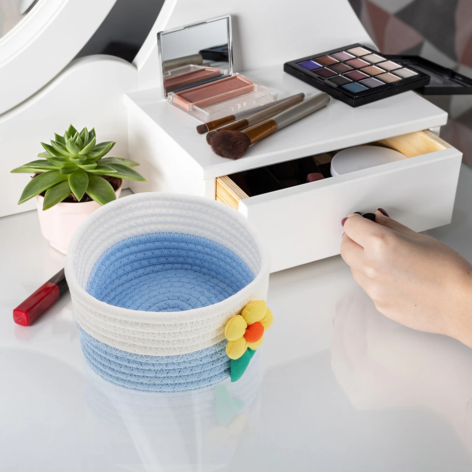 Rattan Storage Basket Small Baskets for Organizing Cosmetics Cotton Handmade Woven Desk Accessories Home Decor Rope Basket
Rattan Storage Basket Small Baskets for Organizing Cosmetics Cotton Handmade Woven Desk Accessories Home Decor Rope Basket
