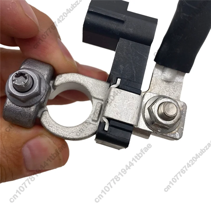 Car Battery Negative Sensor 37180-H2100 37180H2100 For K2 2017-2020 Sensor Cable Wire Negative Terminal
Car Battery Negative Sensor 37180-H2100 37180H2100 For K2 2017-2020 Sensor Cable Wire Negative Terminal