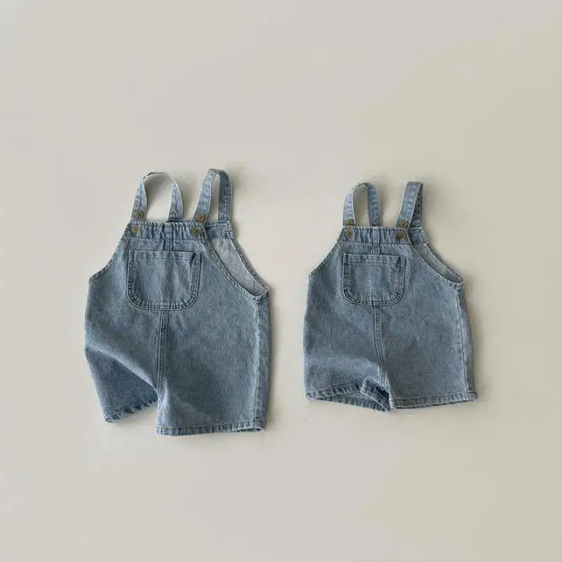 2025 Summer New Baby Fashion Denim Overalls Toddler Boys Loose Strap Shorts Infant Girl Solid Versatile Casual Jumpsuit
2025 Summer New Baby Fashion Denim Overalls Toddler Boys Loose Strap Shorts Infant Girl Solid Versatile Casual Jumpsuit