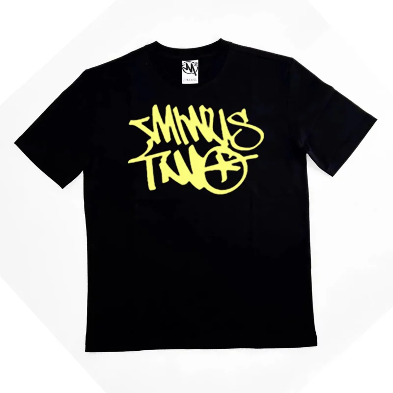 2023 New Summer American Street Gothic Printed Tops Tees Men Harajuku Hip-Hop Retro T-Shirts Couple Casual Loose
2023 New Summer American Street Gothic Printed Tops Tees Men Harajuku Hip-Hop Retro T-Shirts Couple Casual Loose