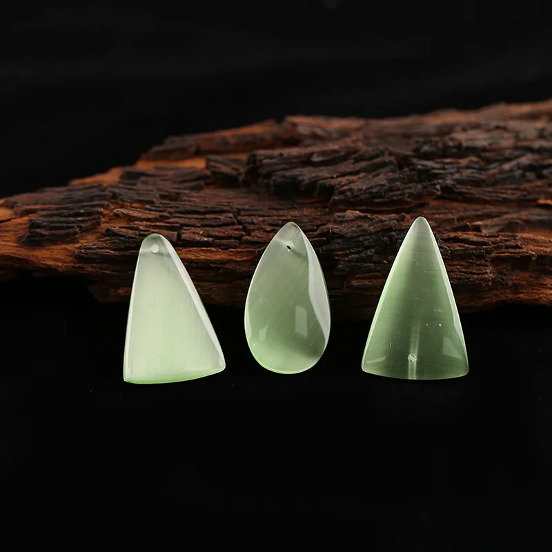 Lght Geen Onyx Cherry Agate tatement Earrings Handmade Natural Jewelry Ear Ornaments 34x12x4mm 3.9g
Lght Geen Onyx Cherry Agate tatement Earrings Handmade Natural Jewelry Ear Ornaments 34x12x4mm 3.9g