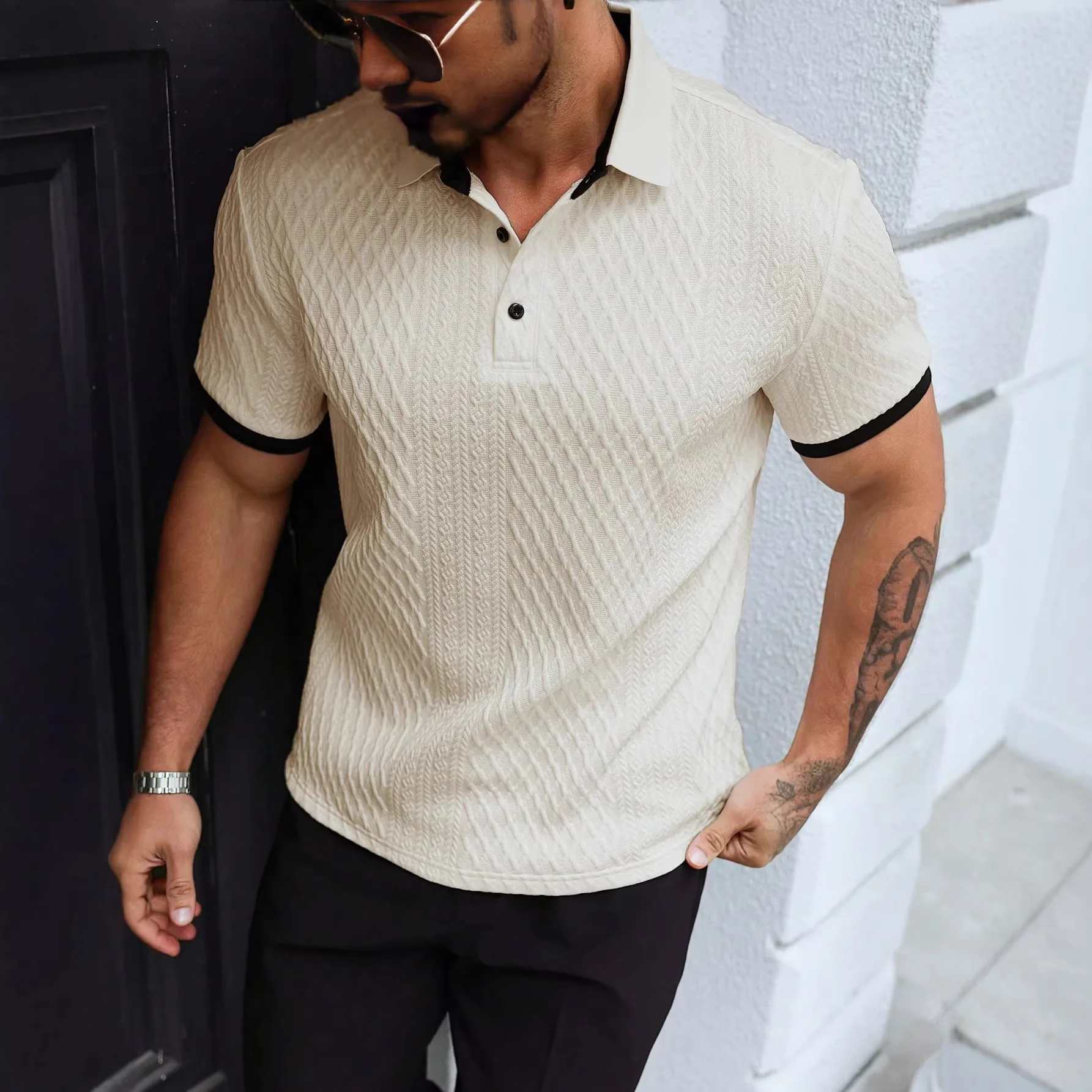 2026 Summer New Texture Polo Shirt Men's Simple Contrasting Color Pullover Button Knitted Fabric Short-sleeved Top
2026 Summer New Texture Polo Shirt Men's Simple Contrasting Color Pullover Button Knitted Fabric Short-sleeved Top