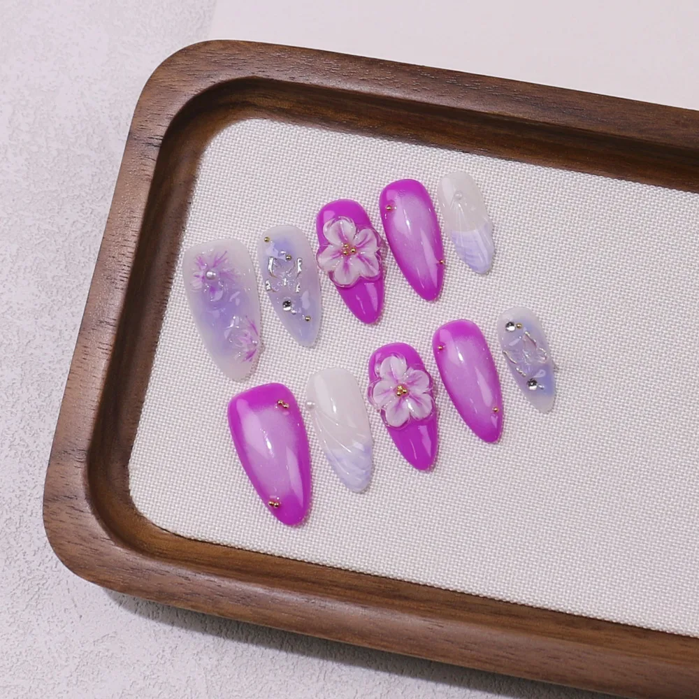 Exquisite Handmade Almond-Shaped Press-On Nails With Hand-Painted Floral Carving, Shell, Butterfly Blush Nail Art Stickers
Exquisite Handmade Almond-Shaped Press-On Nails With Hand-Painted Floral Carving, Shell, Butterfly Blush Nail Art Stickers