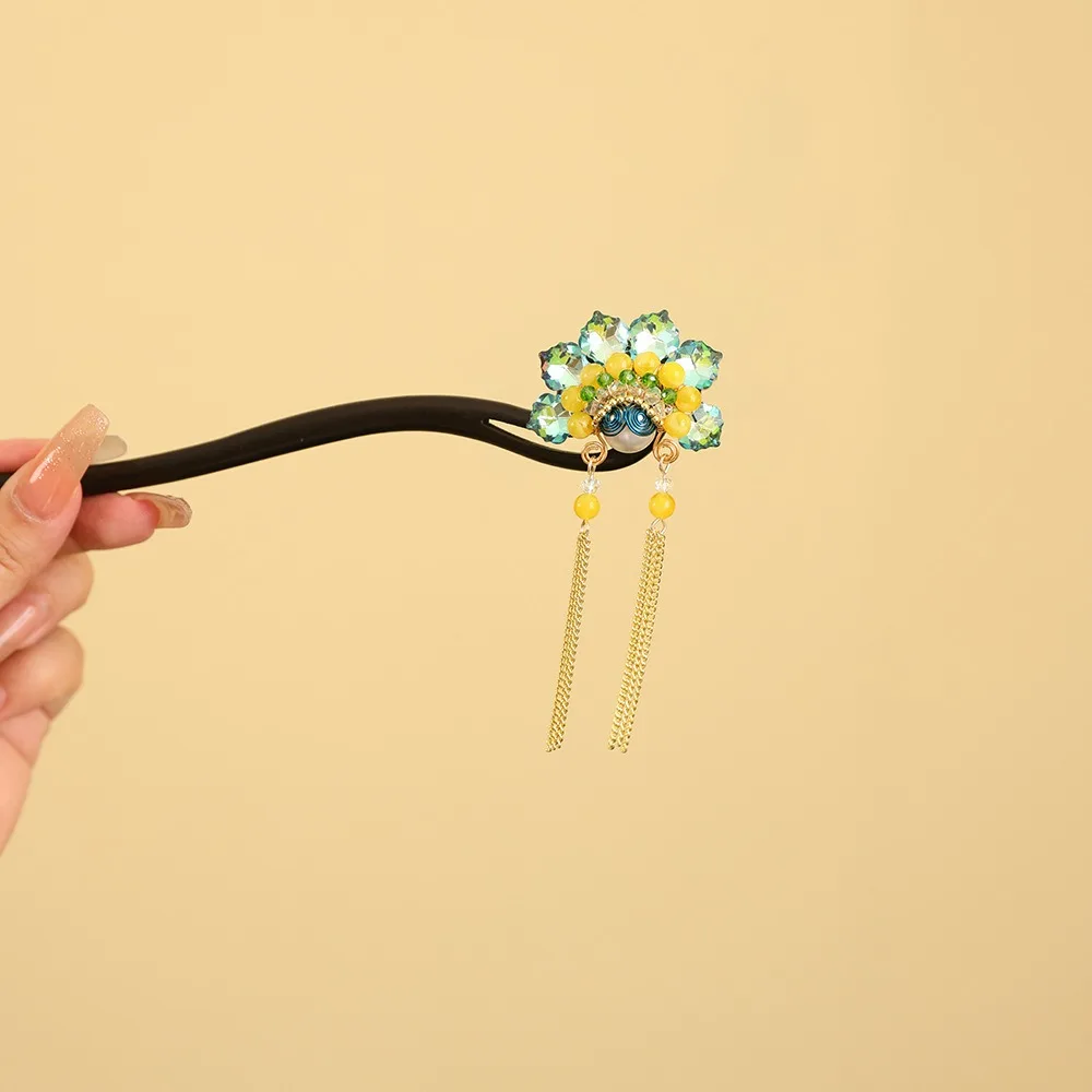 Elegant Tassel New Chinese Style Hair Clip Red Flower Wooden Hair Stick Antique Pearl Hanfu Hairpin Bridal
Elegant Tassel New Chinese Style Hair Clip Red Flower Wooden Hair Stick Antique Pearl Hanfu Hairpin Bridal