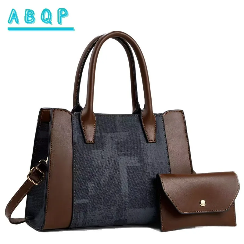 New Women's Handbags Luxury Brand 2-piece Set Women's Shoulder Bag Large Capacity Stitching Colorful Women's Bag High Quality
New Women's Handbags Luxury Brand 2-piece Set Women's Shoulder Bag Large Capacity Stitching Colorful Women's Bag High Quality