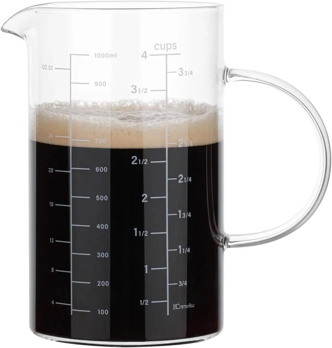 Мерный стакан из боросиликатного стекла на 1000 мл с изолированной ручкой и V-образным носиком для использования на кухне
Мерный стакан из боросиликатного стекла на 1000 мл с изолированной ручкой и V-образным носиком для использования на кухне