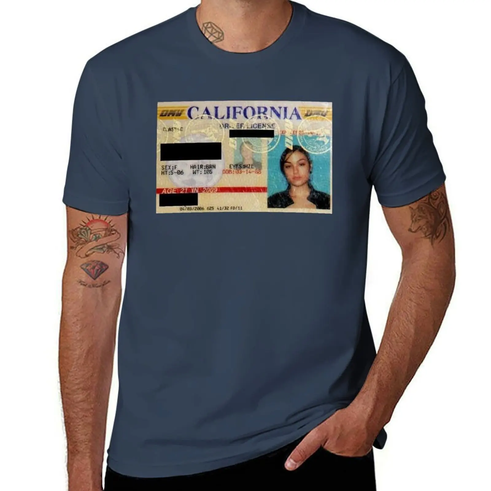 Shasa California Card Driver Licence Grey T-Shirt Simple Graphic Design T-Shirt
Shasa California Card Driver Licence Grey T-Shirt Simple Graphic Design T-Shirt