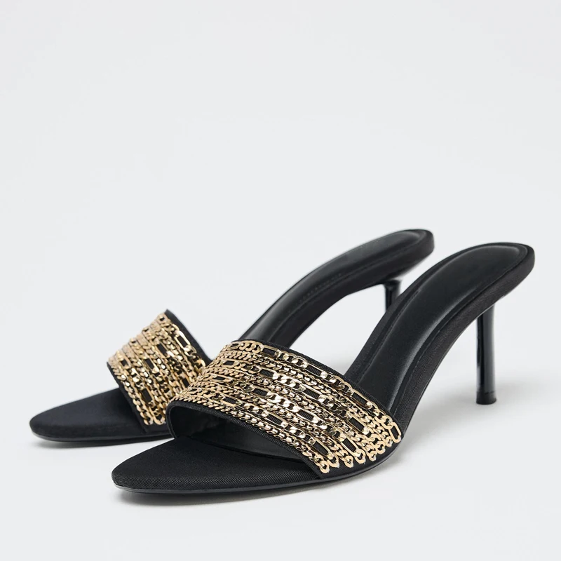 New 2025 Summer Women's Fashionable Metal Chain Decorated Open Toe High Heel Sandals Slip-On Casual Glue-Welded Rubber Sole
New 2025 Summer Women's Fashionable Metal Chain Decorated Open Toe High Heel Sandals Slip-On Casual Glue-Welded Rubber Sole
