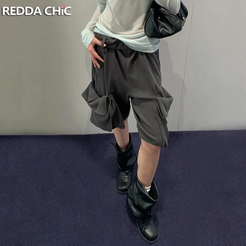 Женские шорты-бермуды ReddaChic с вафельной текстурой, винтажные, однотонные, на шнурке, с широкими штанинами, большими карманами, в стиле карго, для повседневной носки
Женские шорты-бермуды ReddaChic с вафельной текстурой, винтажные, однотонные, на шнурке, с широкими штанинами, большими карманами, в стиле карго, для повседневной носки