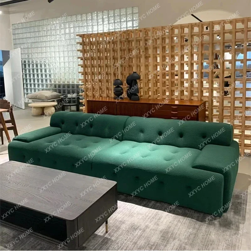 A Italian minimalist fabric sofa freehand space sofa 1.8 meters
A Italian minimalist fabric sofa freehand space sofa 1.8 meters
