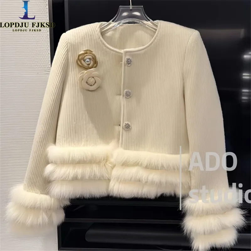 New Korean Fashion Women Warm Soft Faux Fur Coat Lady Elegant Luxury Jacket Winter Thick Outerwears 2025
New Korean Fashion Women Warm Soft Faux Fur Coat Lady Elegant Luxury Jacket Winter Thick Outerwears 2025