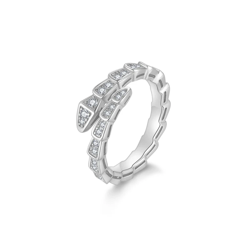 S925 Silver Moissanite 0.3CT Snake ring electroplated 18k gold platinum exquisite fashion light luxury design women wedding ring
S925 Silver Moissanite 0.3CT Snake ring electroplated 18k gold platinum exquisite fashion light luxury design women wedding ring
