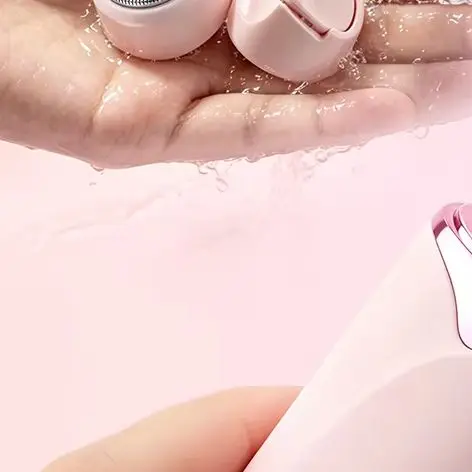 2 in 1 Dual-Head Painless Women Electric Razors Bikini Trimmer Wet Dry Use for Ladies Pubic Hair Detachable Head Electric Shaver
2 in 1 Dual-Head Painless Women Electric Razors Bikini Trimmer Wet Dry Use for Ladies Pubic Hair Detachable Head Electric Shaver