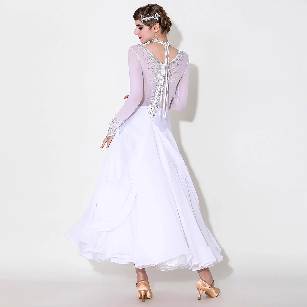New Women Modern Dance Rhinestone Color Diversity Dress Ballroom National Standard Waltz Competition Performance
New Women Modern Dance Rhinestone Color Diversity Dress Ballroom National Standard Waltz Competition Performance