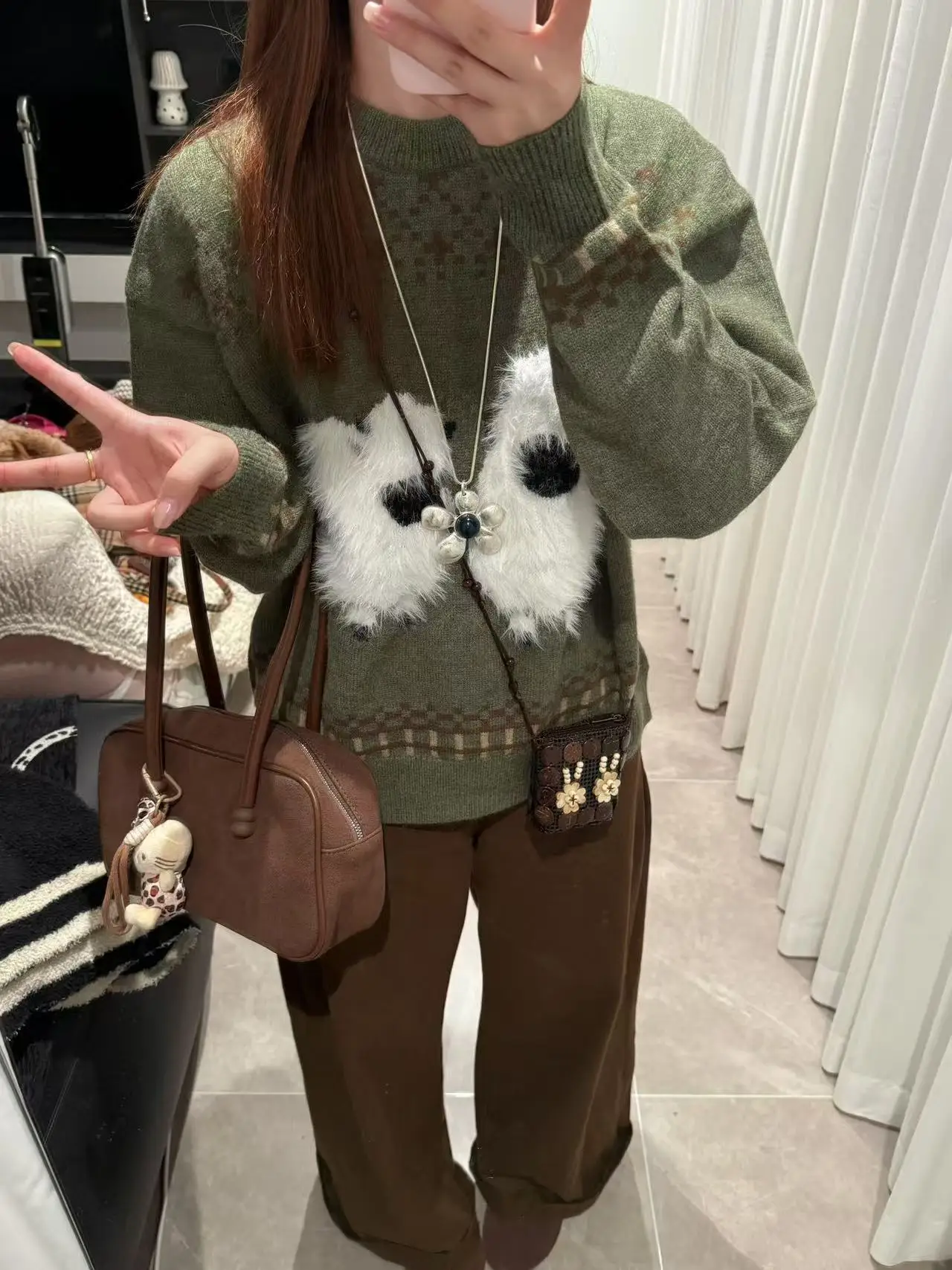 Корейский шикарный пушистый свободный вязаный свитер eep een, женский осенне-зимний новый топ в стиле ретро, ленивый модный топ с животными...
Корейский шикарный пушистый свободный вязаный свитер eep een, женский осенне-зимний новый топ в стиле ретро, ленивый модный топ с животными...