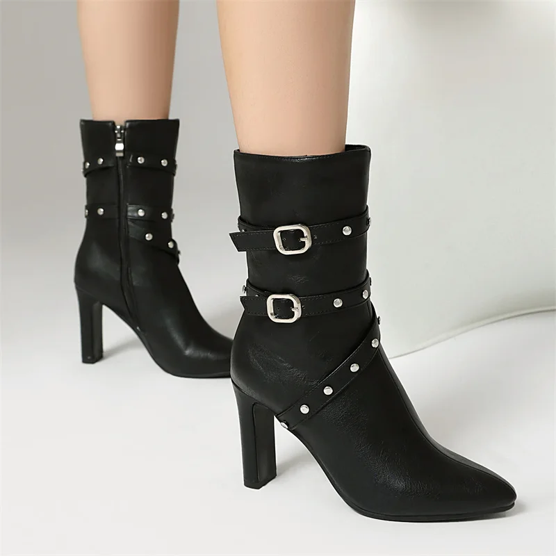 YQBTDL 2026 Осенние сексуальные женские короткие ботинки с острым носком, заклепками, в стиле панк, с пряжками, на тонком высоком каблуке, для вечеринок
YQBTDL 2026 Осенние сексуальные женские короткие ботинки с острым носком, заклепками, в стиле панк, с пряжками, на тонком высоком каблуке, для вечеринок