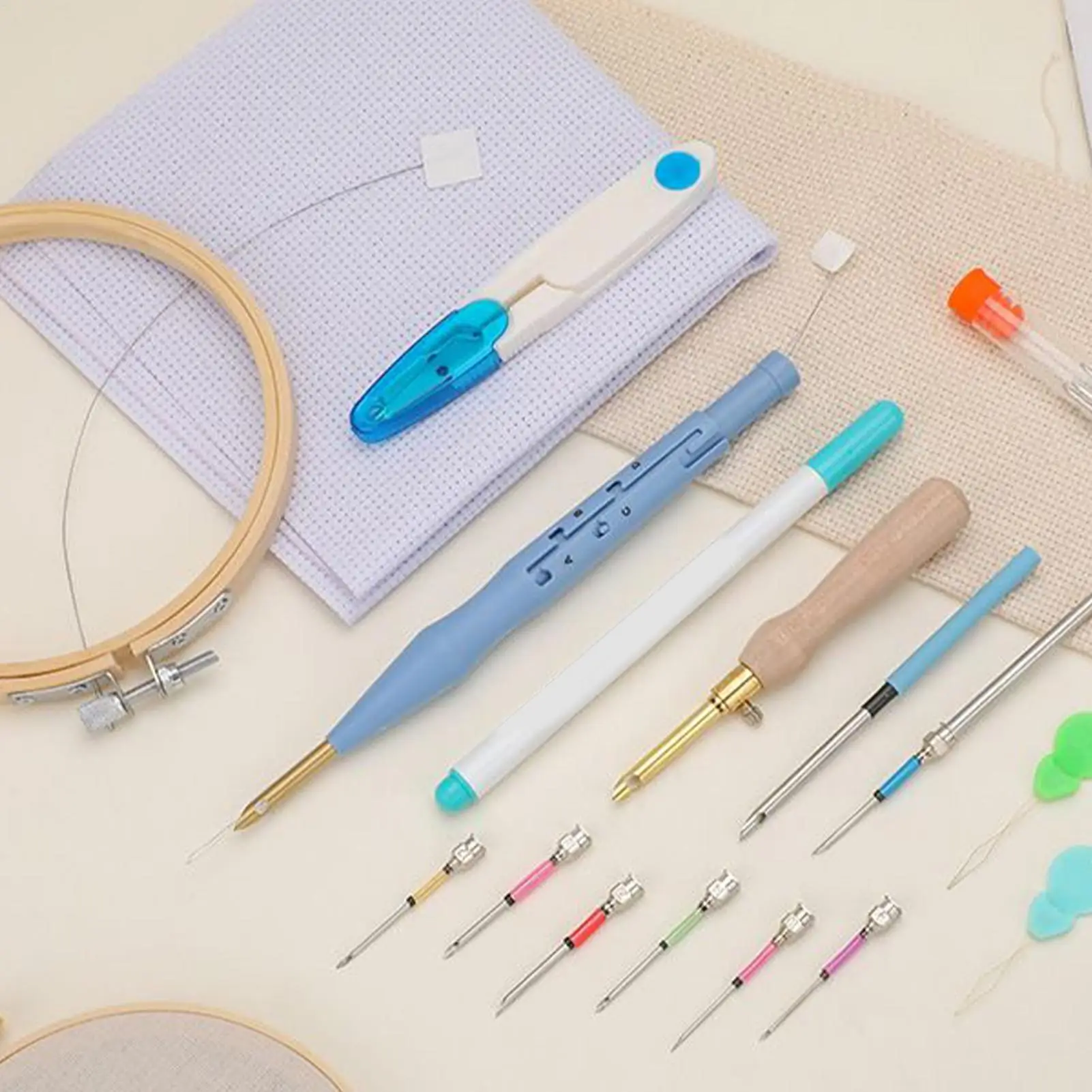 Наборы игл для взрослых, набор инструментов для вышивания, набор игл для начинающих, набор игл для одежды, подушек, одеял, шапок, ремесло
Наборы игл для взрослых, набор инструментов для вышивания, набор игл для начинающих, набор игл для одежды, подушек, одеял, шапок, ремесло