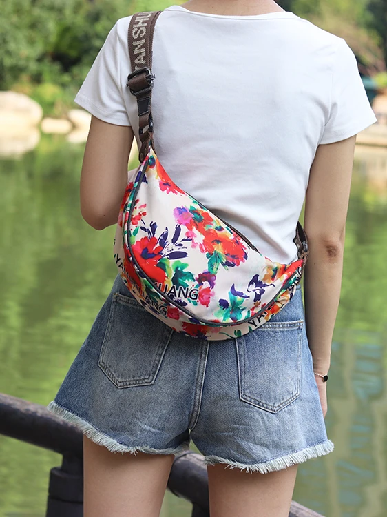 Yan Shuang Original National Style Casual Fabric Lightweight Travel Bag Women's Moon Tooth Bag Soft Handbag Crossbody Purse
Yan Shuang Original National Style Casual Fabric Lightweight Travel Bag Women's Moon Tooth Bag Soft Handbag Crossbody Purse