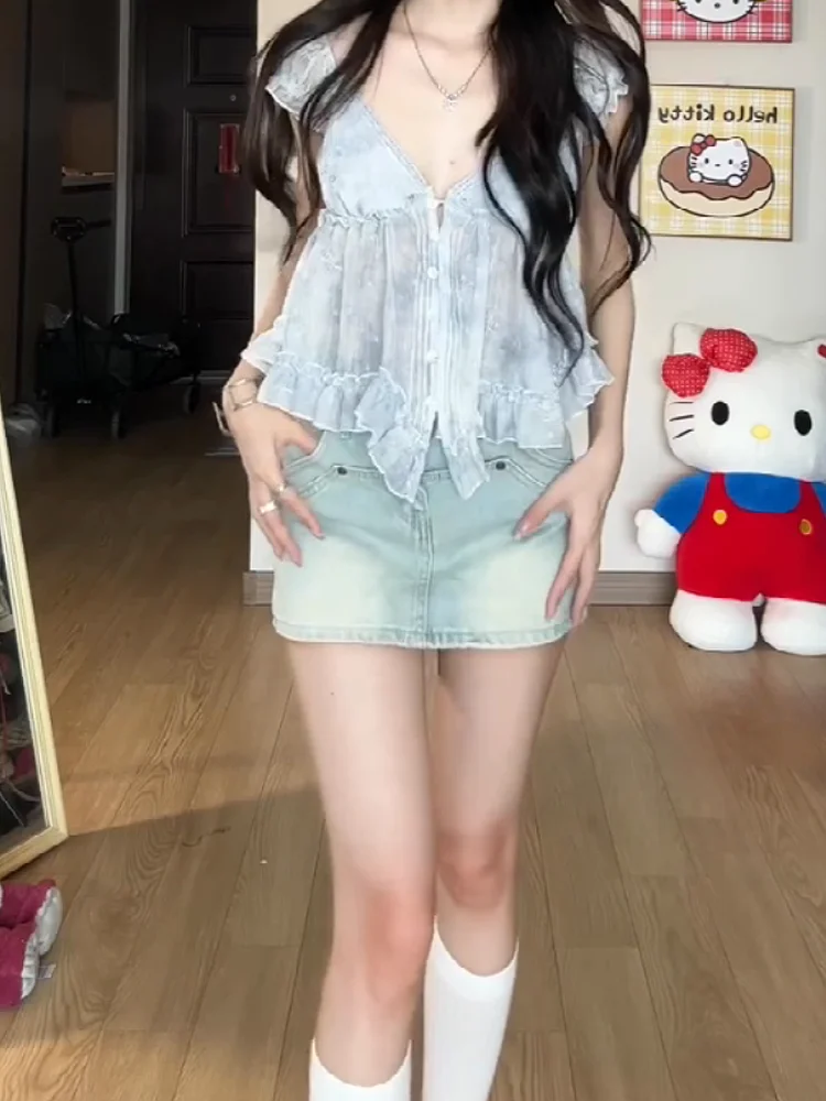 Sweet Cool Spicy American Washed Denim A-Line Skirt Women Summer Design Loose Slimming High Waist Jeans Style Skirt
Sweet Cool Spicy American Washed Denim A-Line Skirt Women Summer Design Loose Slimming High Waist Jeans Style Skirt