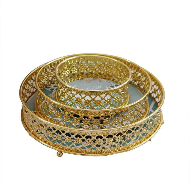Hot salesNordic luxury gold hollow modern home decoration fruit basket fruit plate dried fruit storage basket
Hot salesNordic luxury gold hollow modern home decoration fruit basket fruit plate dried fruit storage basket