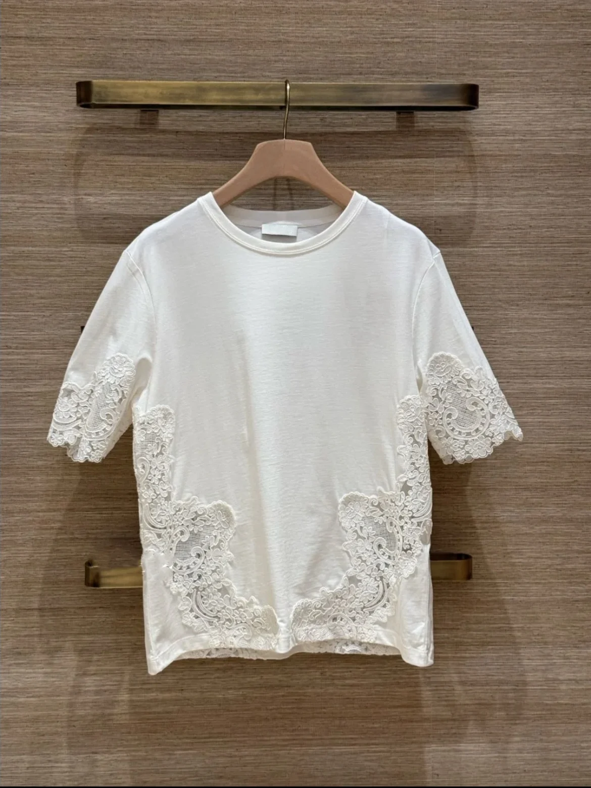 HEIDD Early Spring 2026 Hollow out Embroidery Splice Loose round Neck Short Sleeve Cotton T-Shirt Women's Casual Style Breath...
HEIDD Early Spring 2026 Hollow out Embroidery Splice Loose round Neck Short Sleeve Cotton T-Shirt Women's Casual Style Breath...