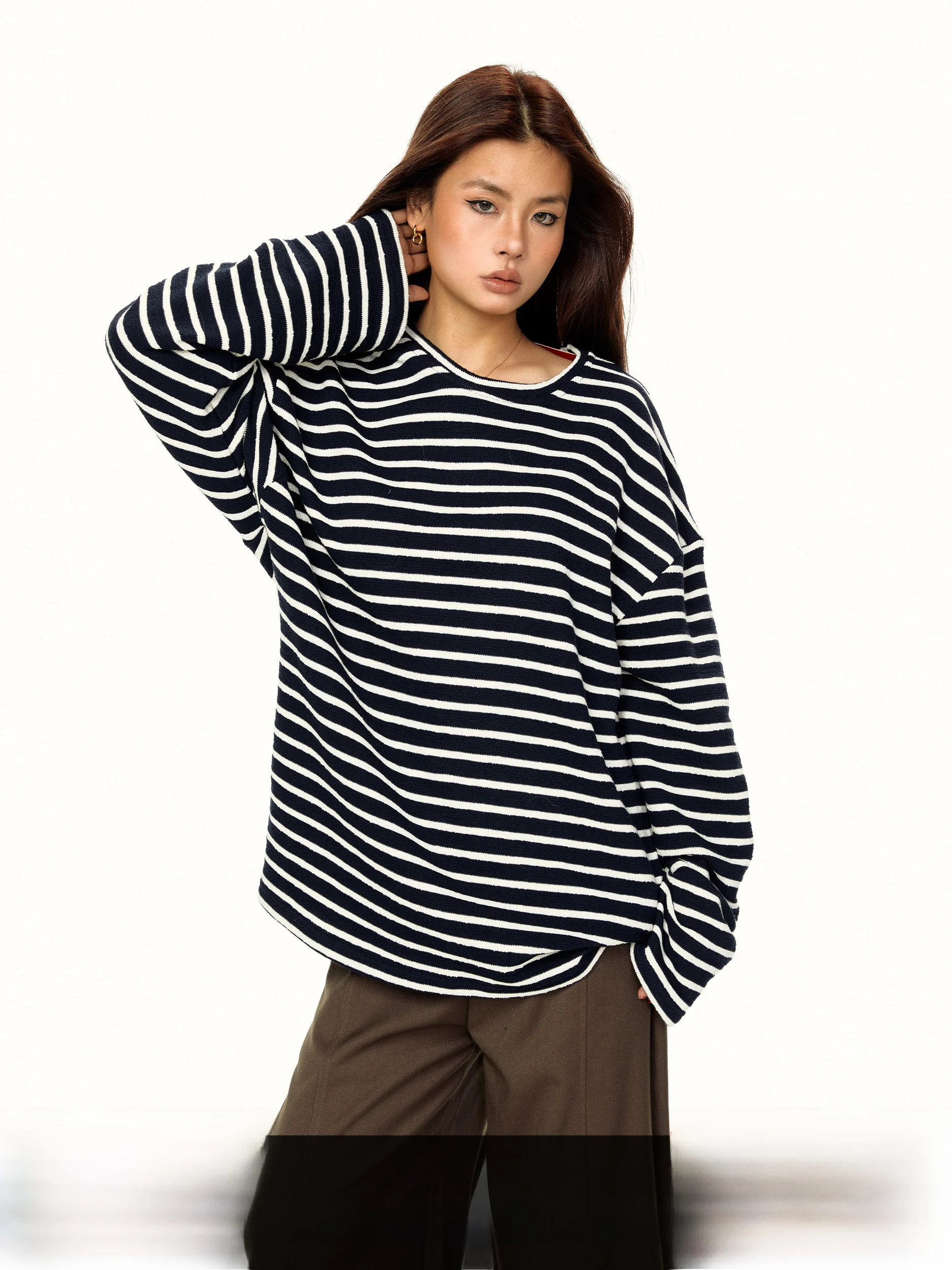 Женская футболка Blabb в американском ретро-стиле, в полоску, с круглым вырезом, длинным рукавом, свободного кроя, парная, из хлопка, с принтом, в стиле Lazy Sle Top
Женская футболка Blabb в американском ретро-стиле, в полоску, с круглым вырезом, длинным рукавом, свободного кроя, парная, из хлопка, с принтом, в стиле Lazy Sle Top