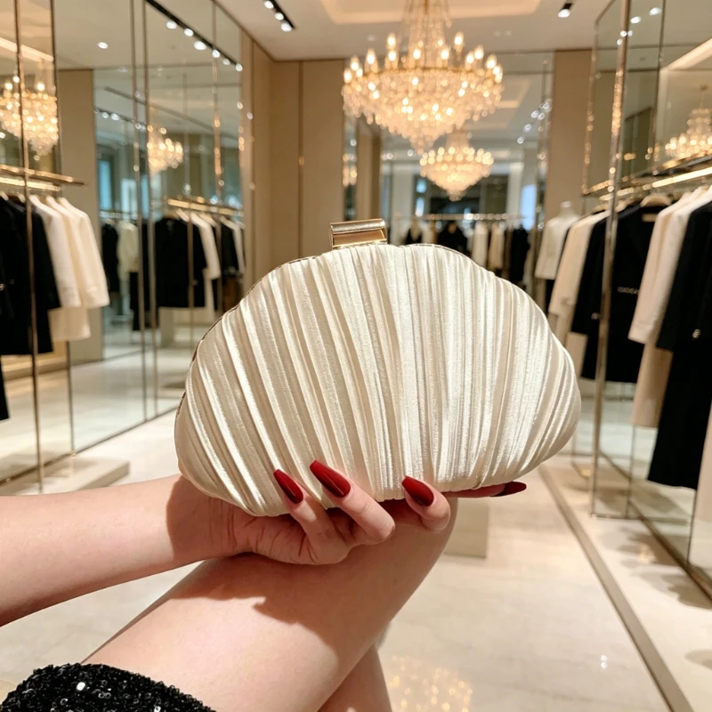 Luxury Fashion Clutch Bag for Women, Elegant Crossbody Shoulder Bag, Perfect for Weddings Parties,All Seasons Use, Bridal Purse
Luxury Fashion Clutch Bag for Women, Elegant Crossbody Shoulder Bag, Perfect for Weddings Parties,All Seasons Use, Bridal Purse