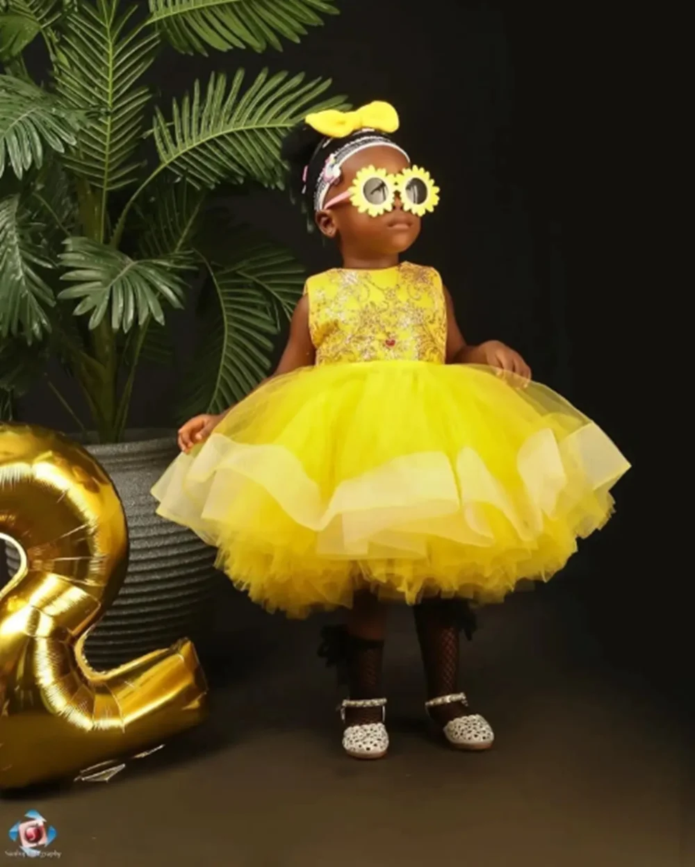 Желтые платья с цветочным узором для девочек по индивидуальному заказу на свадьбу, пышное детское платье без рукавов с аппликацией для дня рождения, первого причастия
Желтые платья с цветочным узором для девочек по индивидуальному заказу на свадьбу, пышное детское платье без рукавов с аппликацией для дня рождения, первого причастия