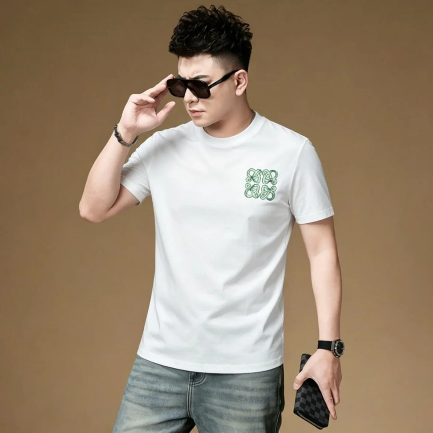 Summer 2026 Men's Slim Fit ort Sve T-irt Embroidered Faionable Lightweight Versatile f Sve round Ne Top
Summer 2026 Men's Slim Fit ort Sve T-irt Embroidered Faionable Lightweight Versatile f Sve round Ne Top
