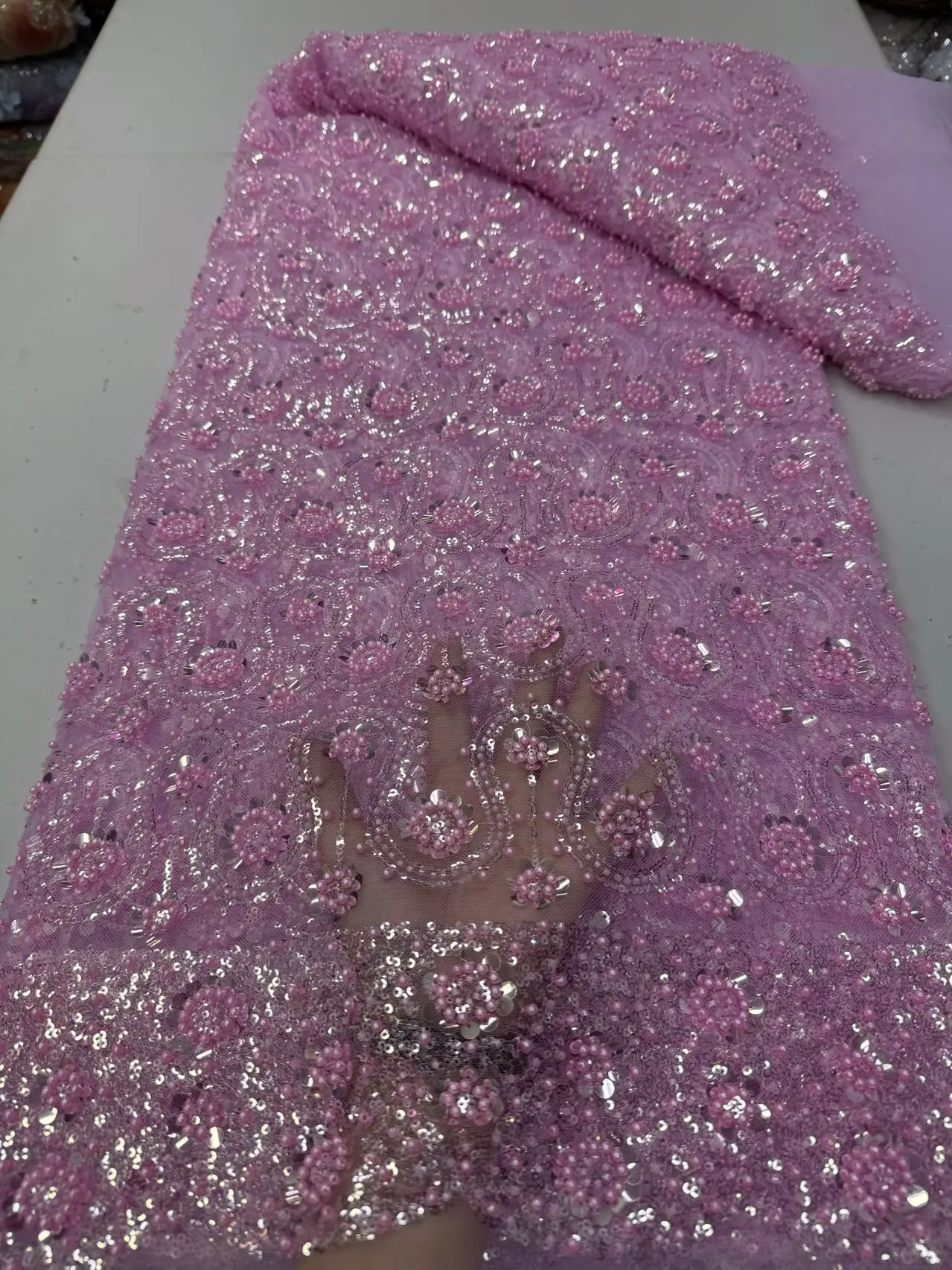 African Nigerian Sequins Embroidery Tulle Lace Fabric, Sewing , Beads Stone Prom Dresses, High Quality, 5Yards, 2026 JY533
African Nigerian Sequins Embroidery Tulle Lace Fabric, Sewing , Beads Stone Prom Dresses, High Quality, 5Yards, 2026 JY533