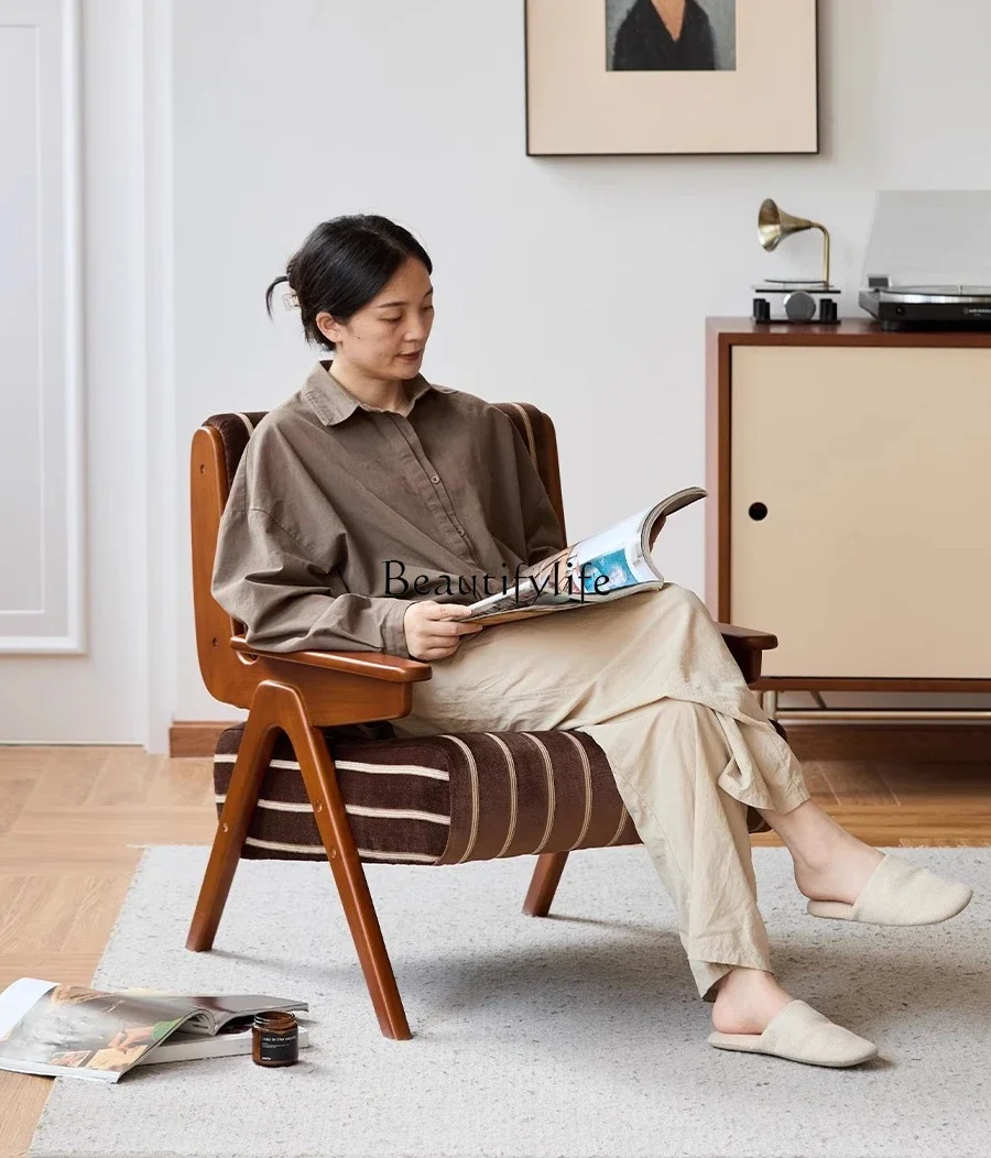 0202 French Retro Single Sofa Chair Fabric Vintage Style Leisure Chair
0202 French Retro Single Sofa Chair Fabric Vintage Style Leisure Chair