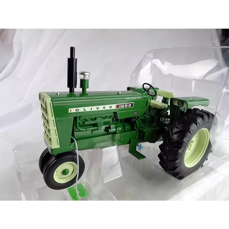 Diecast SpecCast 1:16 Scale Oliver 1650 Gas Narrow Tractor Alloy Car Model Collectible Toy Gift Souvenir Display Ornament
Diecast SpecCast 1:16 Scale Oliver 1650 Gas Narrow Tractor Alloy Car Model Collectible Toy Gift Souvenir Display Ornament