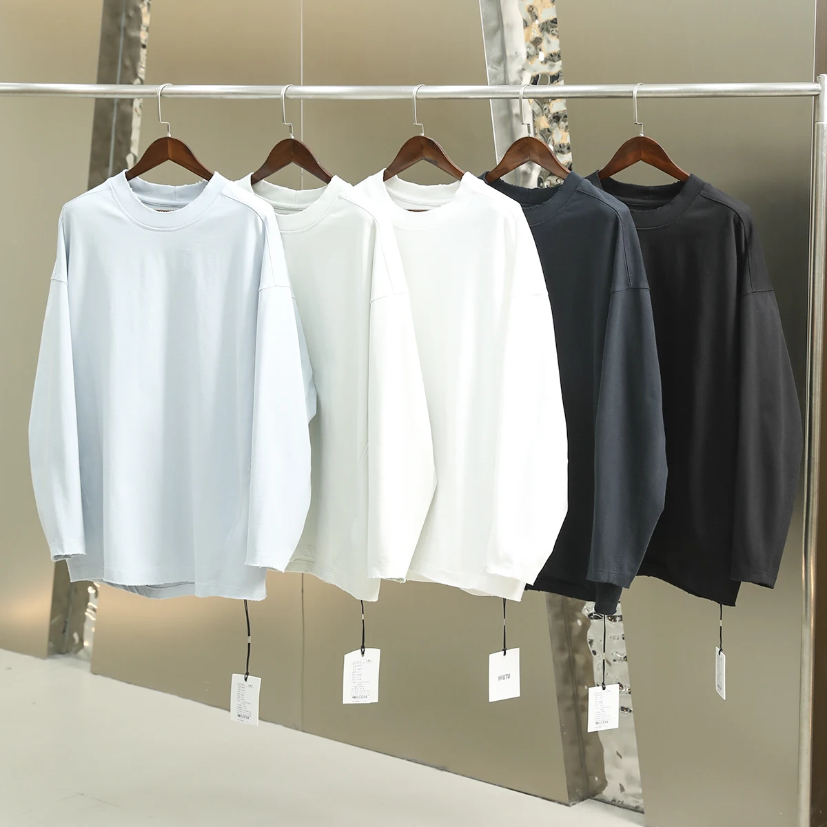 Мужская хлопковая футболка Heavyweight 480 г с длинным рукавом, эффект потертости, однотонная, базовый слой, городской стиль, весна-осень
Мужская хлопковая футболка Heavyweight 480 г с длинным рукавом, эффект потертости, однотонная, базовый слой, городской стиль, весна-осень