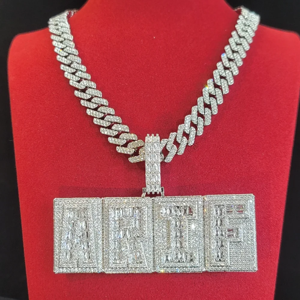 Custom Fashion Iced Out Squaer Grid Name Pendant Chain Personalized Hip Hop Letters Necklace Icy Baguettecz Nameplate Jewelry
Custom Fashion Iced Out Squaer Grid Name Pendant Chain Personalized Hip Hop Letters Necklace Icy Baguettecz Nameplate Jewelry