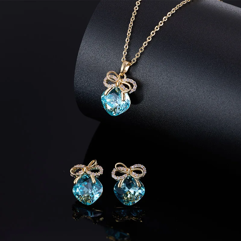 Super Sparkling Crystal Sugar Cube Bowknot Light Luxury Style High-end Elegant Sea Blue Necklace Earrings Jewelry Set
Super Sparkling Crystal Sugar Cube Bowknot Light Luxury Style High-end Elegant Sea Blue Necklace Earrings Jewelry Set