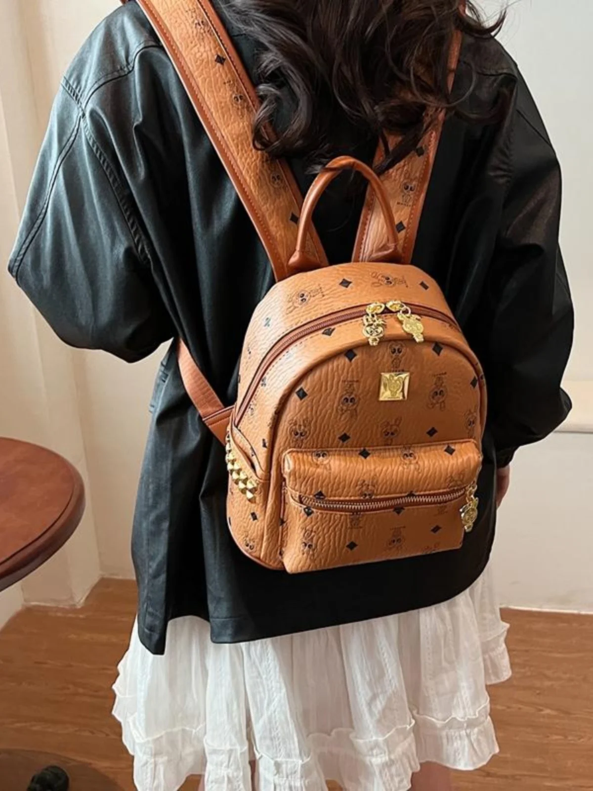 Fashionable Women's Backpack 2026 New Style Versatile Travel Bag Student Bookbag Outdoors All Match Soft British Style Backpack
Fashionable Women's Backpack 2026 New Style Versatile Travel Bag Student Bookbag Outdoors All Match Soft British Style Backpack