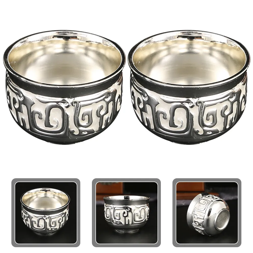 Набор из 2 изысканных ретро-бокалов для вина, металлическая посуда с рельефным узором, идеально подходит для женских винных вечеринок, компактный и удобный для дома
Набор из 2 изысканных ретро-бокалов для вина, металлическая посуда с рельефным узором, идеально подходит для женских винных вечеринок, компактный и удобный для дома