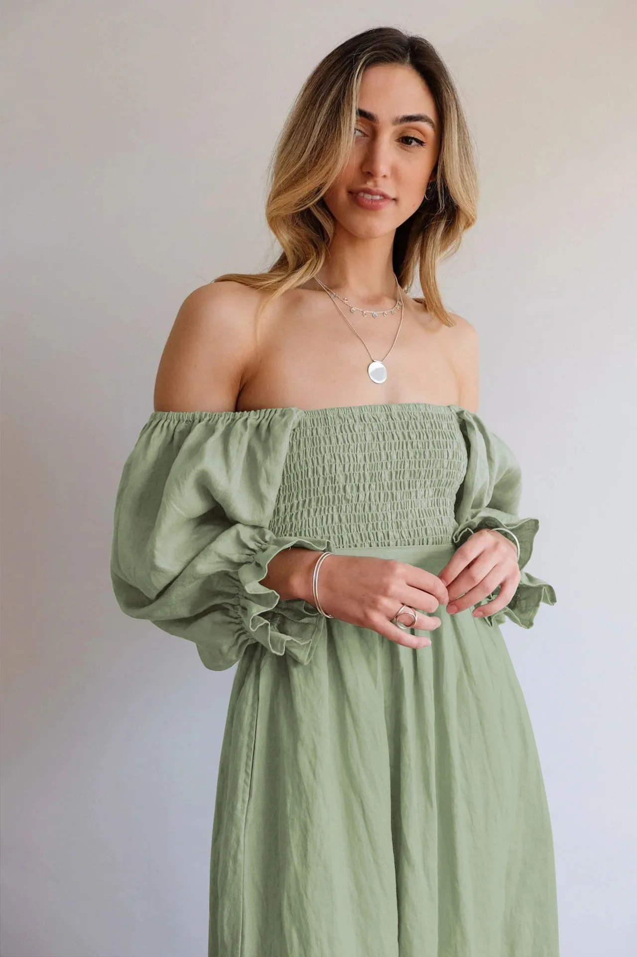 2023 Summer French Luxury European Beauty Autumn Skirt with Strap Belt Ruffles Lantern Sleeves Dress Multi wear Elegant Dresses
2023 Summer French Luxury European Beauty Autumn Skirt with Strap Belt Ruffles Lantern Sleeves Dress Multi wear Elegant Dresses