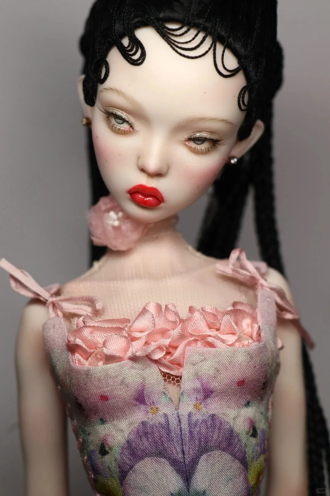 Новый собственный Ferriss 39 см для девочек BJD PUPPE 1/4 Russische сестра, высокое качество, подарок из смолы, пятно для глазного яблока, макияж f
Новый собственный Ferriss 39 см для девочек BJD PUPPE 1/4 Russische сестра, высокое качество, подарок из смолы, пятно для глазного яблока, макияж f