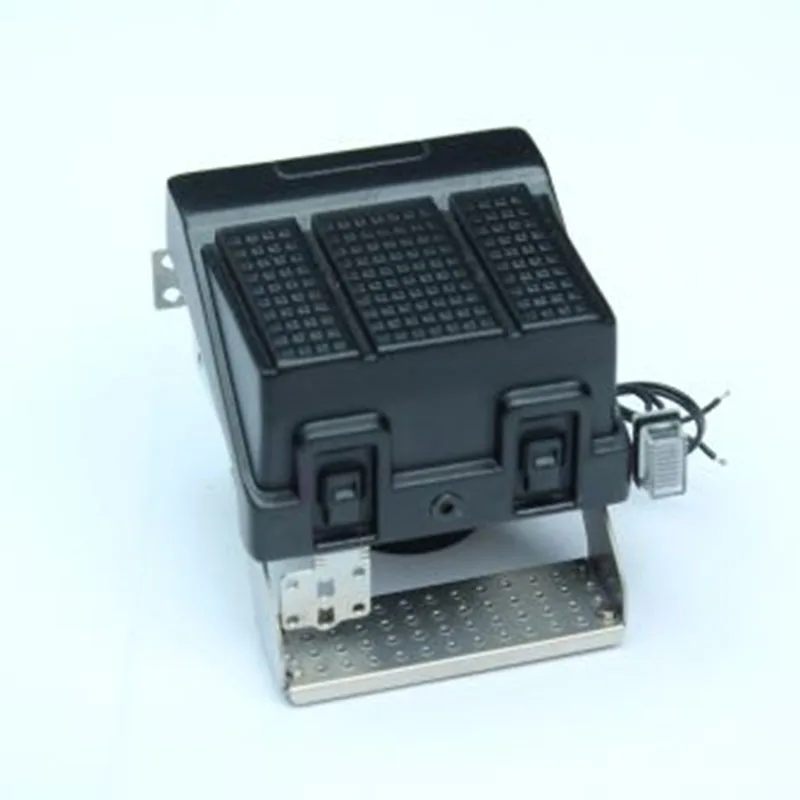 1:14th Scale Metal Simulation Battery Box for Tamiya RC Truck SCANIA 770S R620 VOLVO BENZ Arocs MAN TGX Car Accessories
1:14th Scale Metal Simulation Battery Box for Tamiya RC Truck SCANIA 770S R620 VOLVO BENZ Arocs MAN TGX Car Accessories