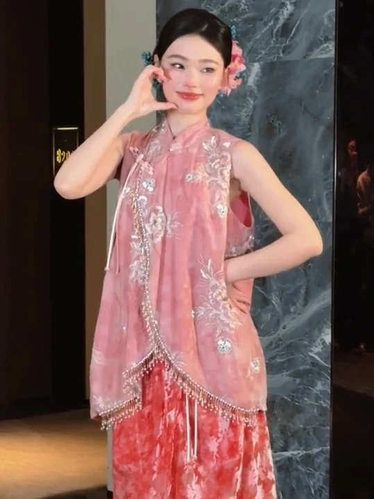 New Chinese Sle Wedding Robe Set for Women Heavy Embroidery Velvet Svel Skirt f Dr for Brides Pink Color
New Chinese Sle Wedding Robe Set for Women Heavy Embroidery Velvet Svel Skirt f Dr for Brides Pink Color