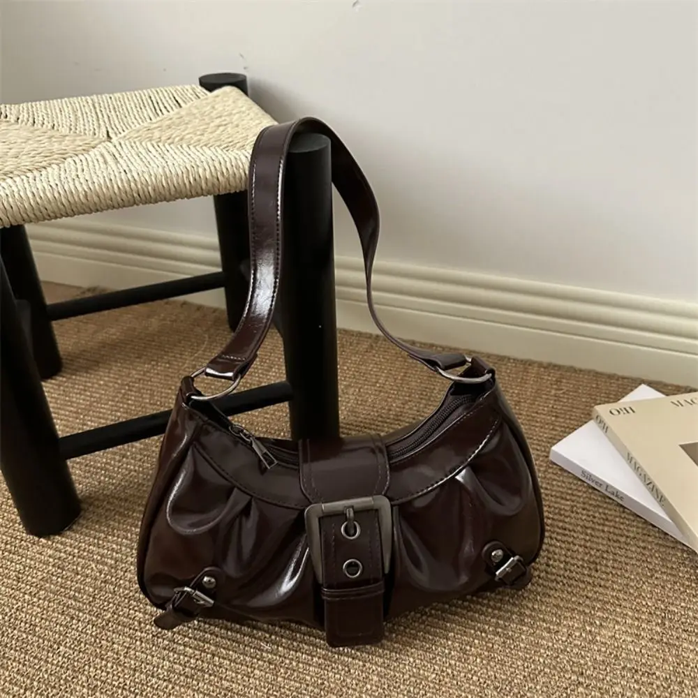 Punk Y2K Retro Rivet Shoulder Bag Pu Leather Fashion Vintage Underarm Bag Handbag Korean Locomotive Pack Shopping
Punk Y2K Retro Rivet Shoulder Bag Pu Leather Fashion Vintage Underarm Bag Handbag Korean Locomotive Pack Shopping