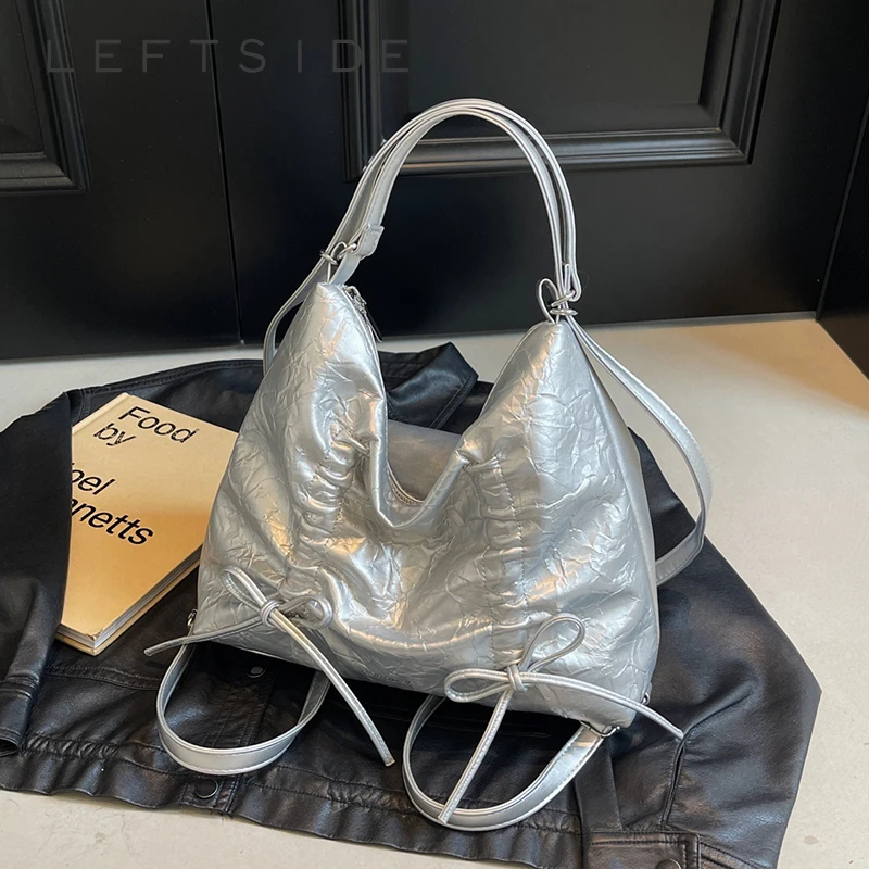 LEFTSIDE Y2K Bow Design Pu Leather Crossbody Bags for Women 2024 Trend Korean Fashion Shoulder Bag Lady Silver Handbags
LEFTSIDE Y2K Bow Design Pu Leather Crossbody Bags for Women 2024 Trend Korean Fashion Shoulder Bag Lady Silver Handbags